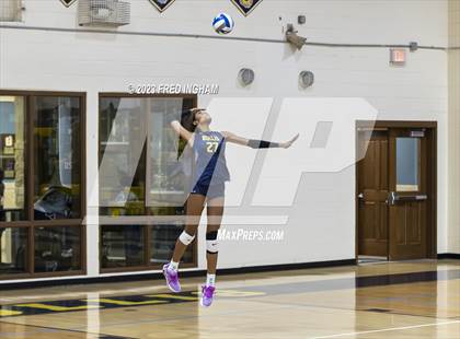 Thumbnail 1 in Episcopal @ Bullis photogallery.