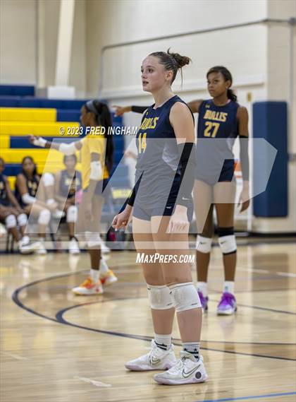 Thumbnail 1 in Episcopal @ Bullis photogallery.