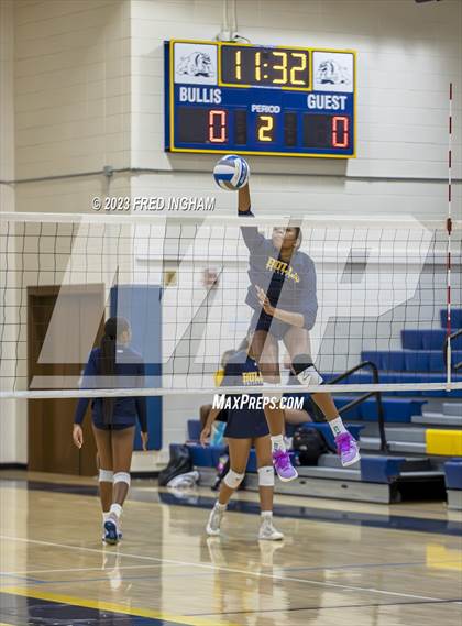Thumbnail 1 in Episcopal @ Bullis photogallery.