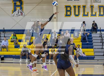 Thumbnail 1 in Episcopal @ Bullis photogallery.
