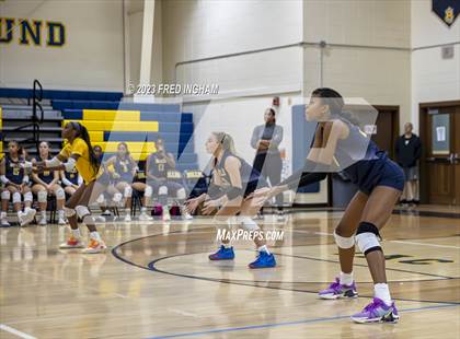 Thumbnail 2 in Episcopal @ Bullis photogallery.