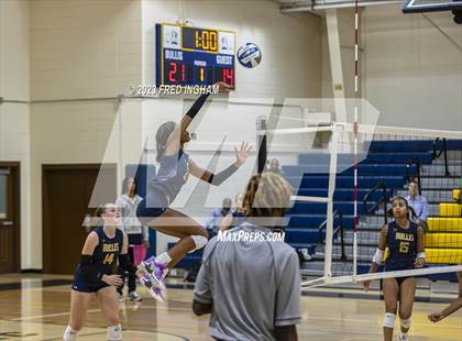 Thumbnail 2 in Episcopal @ Bullis photogallery.