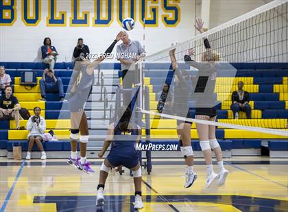 Thumbnail 1 in Episcopal @ Bullis photogallery.