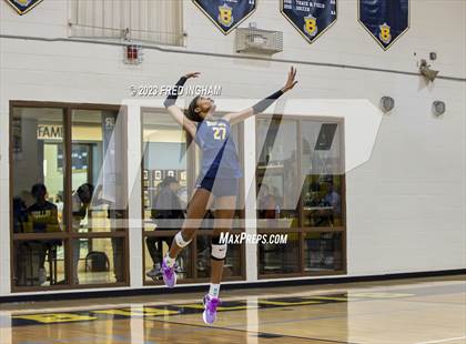 Thumbnail 2 in Episcopal @ Bullis photogallery.