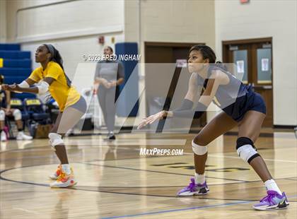 Thumbnail 3 in Episcopal @ Bullis photogallery.