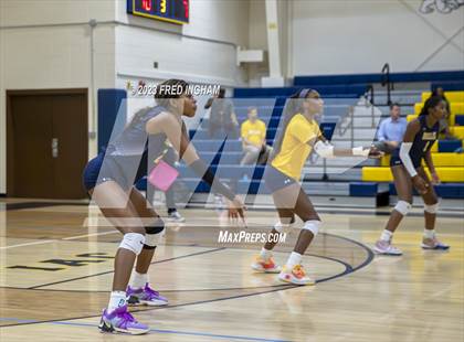 Thumbnail 3 in Episcopal @ Bullis photogallery.