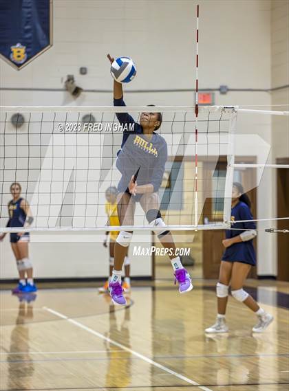 Thumbnail 2 in Episcopal @ Bullis photogallery.