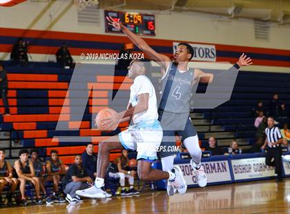 Thumbnail 2 in Birmingham vs. Lee (Tarkanian Classic) photogallery.