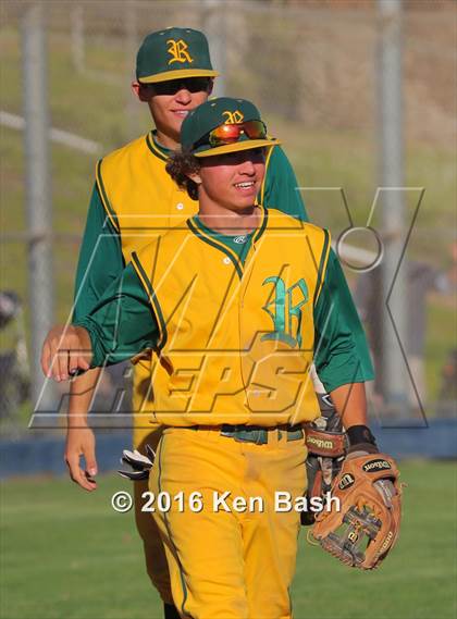 Thumbnail 1 in Royal @ Camarillo photogallery.