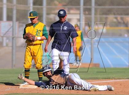 Thumbnail 3 in Royal @ Camarillo photogallery.
