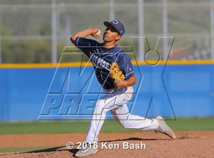 Thumbnail 2 in Royal @ Camarillo photogallery.