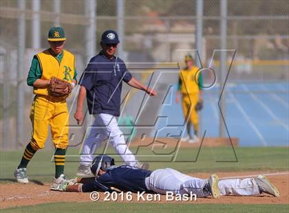 Thumbnail 2 in Royal @ Camarillo photogallery.
