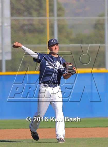 Thumbnail 2 in Royal @ Camarillo photogallery.