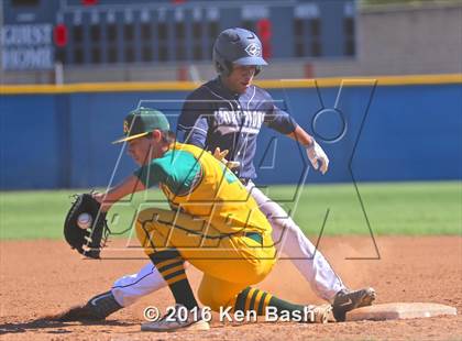Thumbnail 1 in Royal @ Camarillo photogallery.