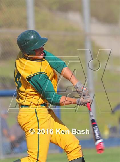 Thumbnail 1 in Royal @ Camarillo photogallery.