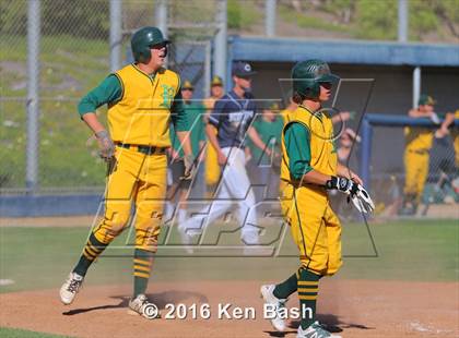 Thumbnail 1 in Royal @ Camarillo photogallery.