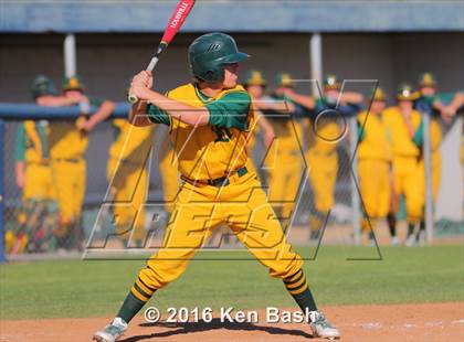 Thumbnail 2 in Royal @ Camarillo photogallery.