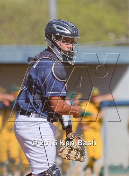 Thumbnail 1 in Royal @ Camarillo photogallery.