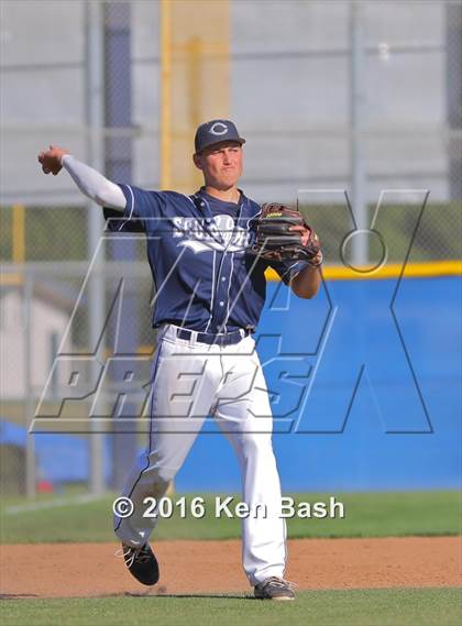 Thumbnail 1 in Royal @ Camarillo photogallery.