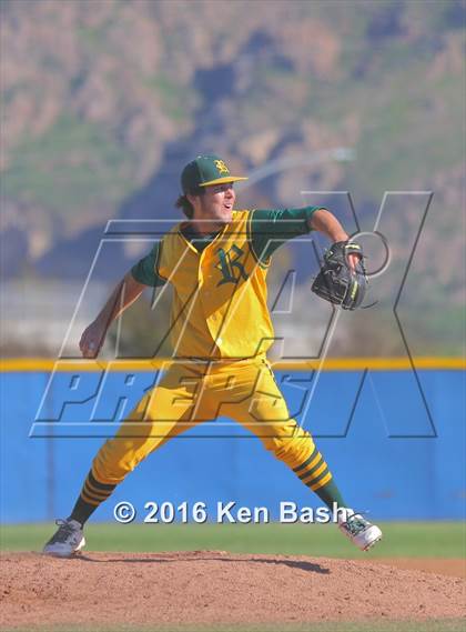 Thumbnail 1 in Royal @ Camarillo photogallery.