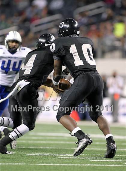 Thumbnail 1 in Steele vs. Dekaney (UIL 5A Division 2 Final) photogallery.