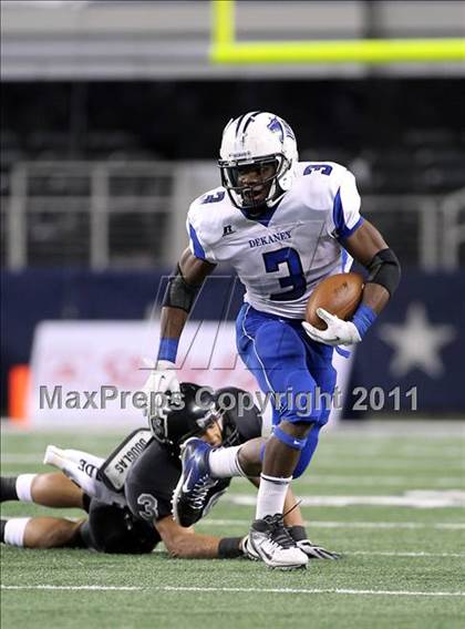 Thumbnail 2 in Steele vs. Dekaney (UIL 5A Division 2 Final) photogallery.
