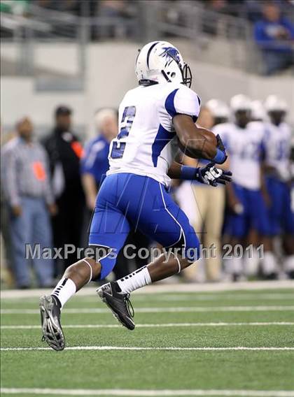 Thumbnail 1 in Steele vs. Dekaney (UIL 5A Division 2 Final) photogallery.