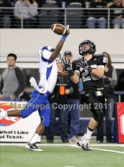 Thumbnail 3 in Steele vs. Dekaney (UIL 5A Division 2 Final) photogallery.