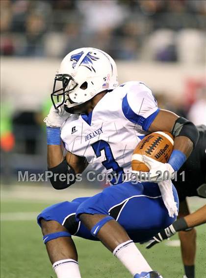 Thumbnail 3 in Steele vs. Dekaney (UIL 5A Division 2 Final) photogallery.