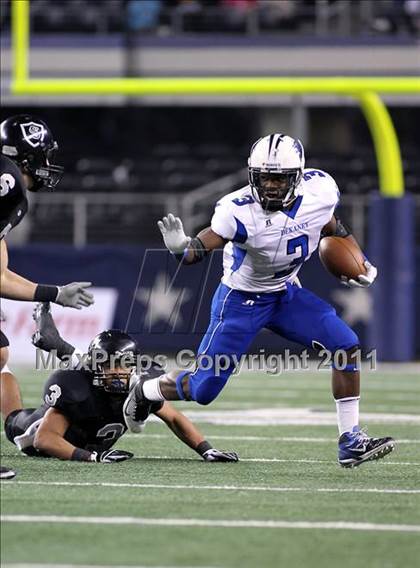Thumbnail 3 in Steele vs. Dekaney (UIL 5A Division 2 Final) photogallery.