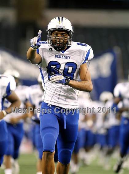 Thumbnail 1 in Steele vs. Dekaney (UIL 5A Division 2 Final) photogallery.