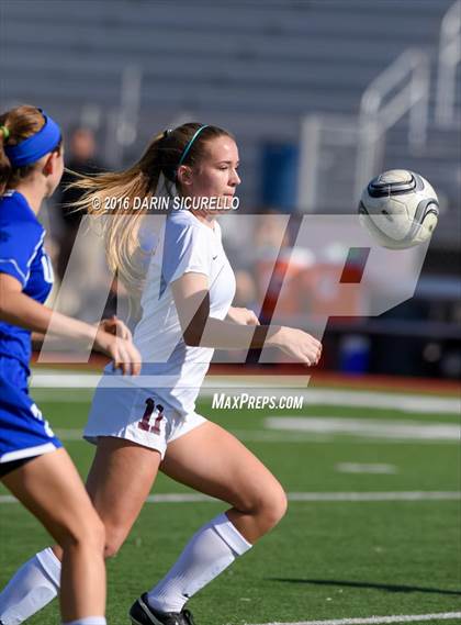 Thumbnail 3 in Chandler vs Desert Mountain (Coyote Classic Tournament) photogallery.