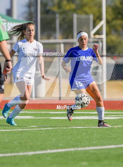 Thumbnail 3 in Chandler vs Desert Mountain (Coyote Classic Tournament) photogallery.