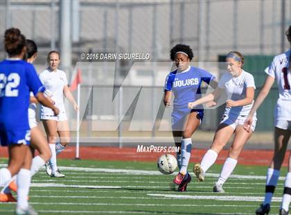 Thumbnail 1 in Chandler vs Desert Mountain (Coyote Classic Tournament) photogallery.