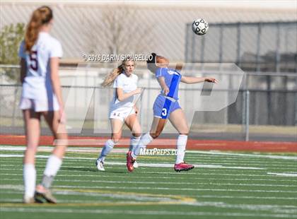 Thumbnail 2 in Chandler vs Desert Mountain (Coyote Classic Tournament) photogallery.