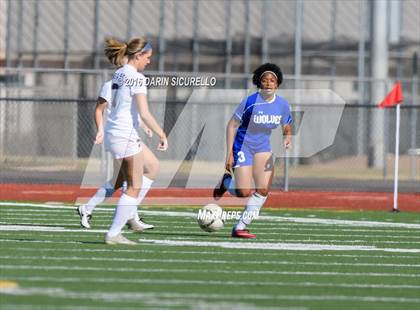 Thumbnail 3 in Chandler vs Desert Mountain (Coyote Classic Tournament) photogallery.