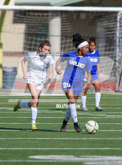 Thumbnail 1 in Chandler vs Desert Mountain (Coyote Classic Tournament) photogallery.