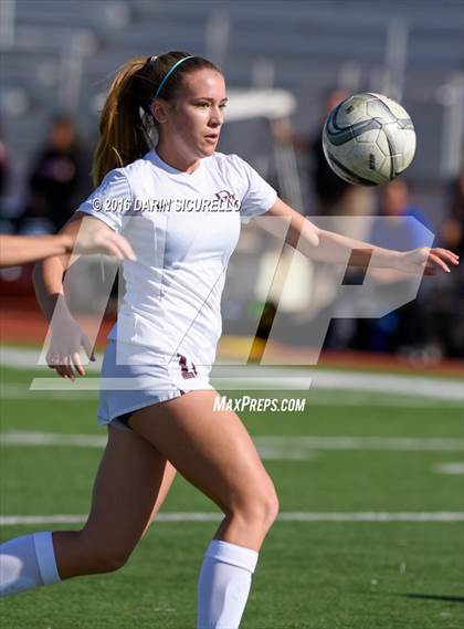 Thumbnail 2 in Chandler vs Desert Mountain (Coyote Classic Tournament) photogallery.