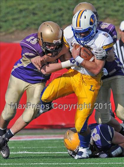 Thumbnail 1 in Lawrence vs. Sayville (Long Island Class 3 Final) photogallery.
