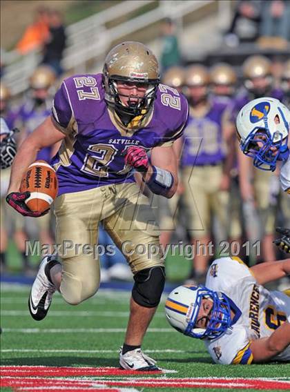 Thumbnail 2 in Lawrence vs. Sayville (Long Island Class 3 Final) photogallery.