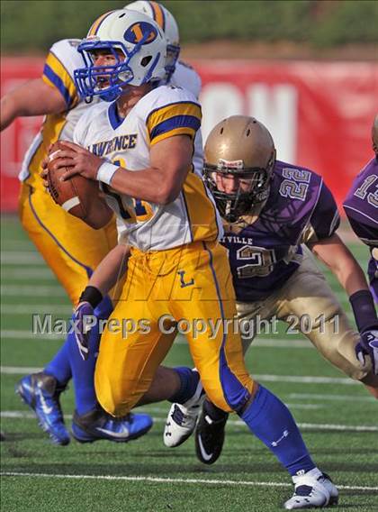 Thumbnail 2 in Lawrence vs. Sayville (Long Island Class 3 Final) photogallery.