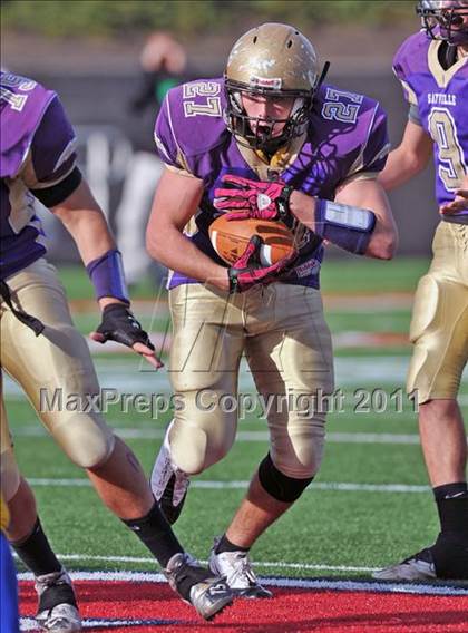 Thumbnail 2 in Lawrence vs. Sayville (Long Island Class 3 Final) photogallery.