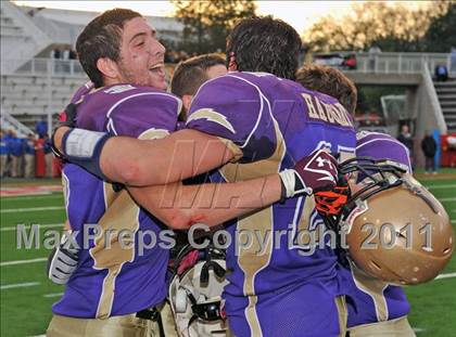 Thumbnail 3 in Lawrence vs. Sayville (Long Island Class 3 Final) photogallery.