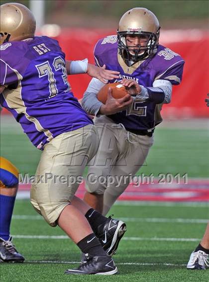 Thumbnail 2 in Lawrence vs. Sayville (Long Island Class 3 Final) photogallery.