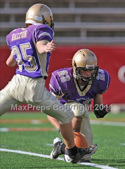 Thumbnail 1 in Lawrence vs. Sayville (Long Island Class 3 Final) photogallery.