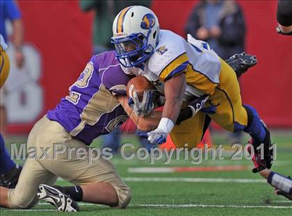 Thumbnail 2 in Lawrence vs. Sayville (Long Island Class 3 Final) photogallery.