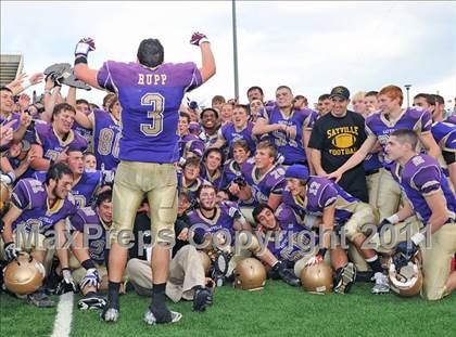 Thumbnail 3 in Lawrence vs. Sayville (Long Island Class 3 Final) photogallery.