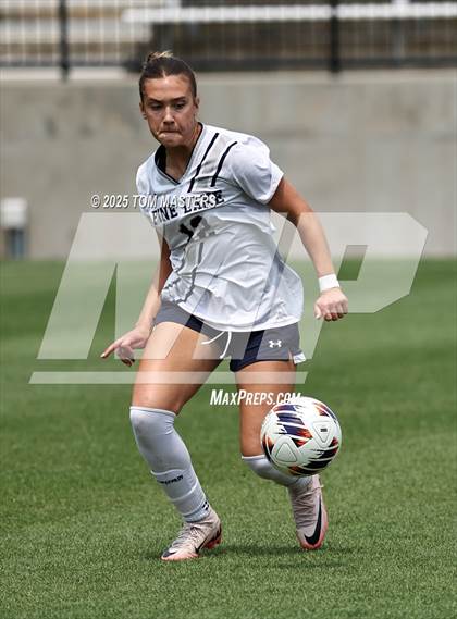 Thumbnail 2 in Pine Lake Prep vs. Franklin Academy (NCHSAA 2A Championship) photogallery.