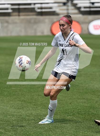 Thumbnail 3 in Pine Lake Prep vs. Franklin Academy (NCHSAA 2A Championship) photogallery.
