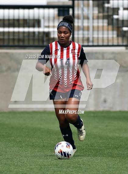 Thumbnail 1 in Pine Lake Prep vs. Franklin Academy (NCHSAA 2A Championship) photogallery.